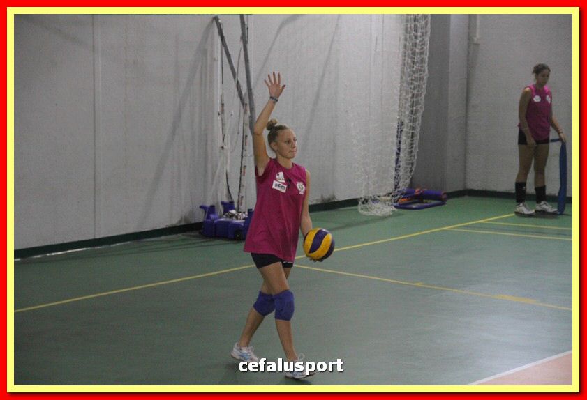 141020 volley 038_tn.jpg